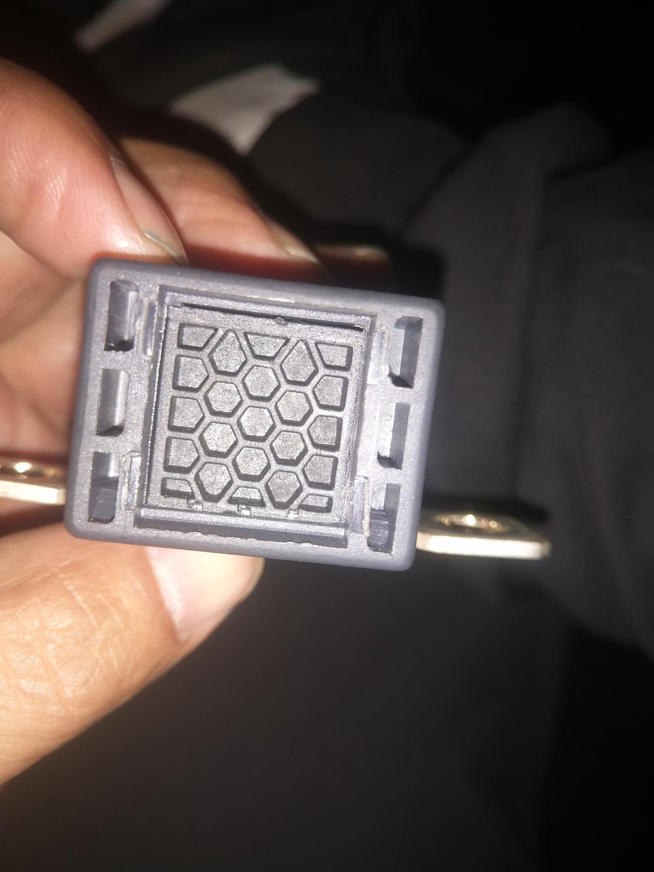 奥迪A6L的断路器不装可以吗？