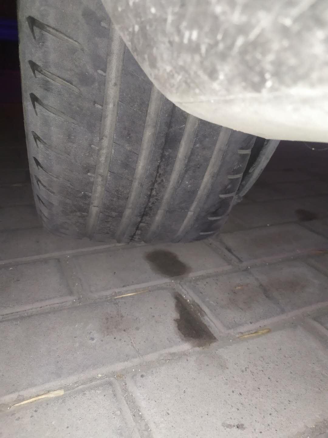 奔驰E级 狠头疼，这个车能不能更换成普通的轮胎，防爆胎真是太垃圾了， 如果可以，那个牌子的轮胎可以推荐一下！