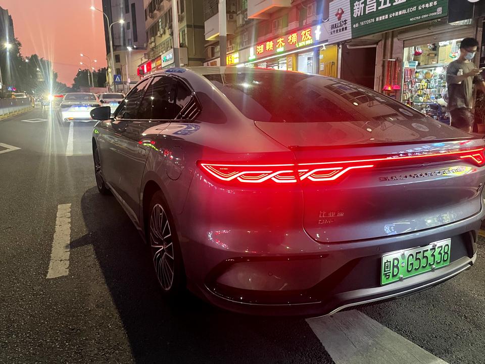 比亚迪汉DM 偶尔车头会有嘟、嘟的声音，起步和停车出现的多。