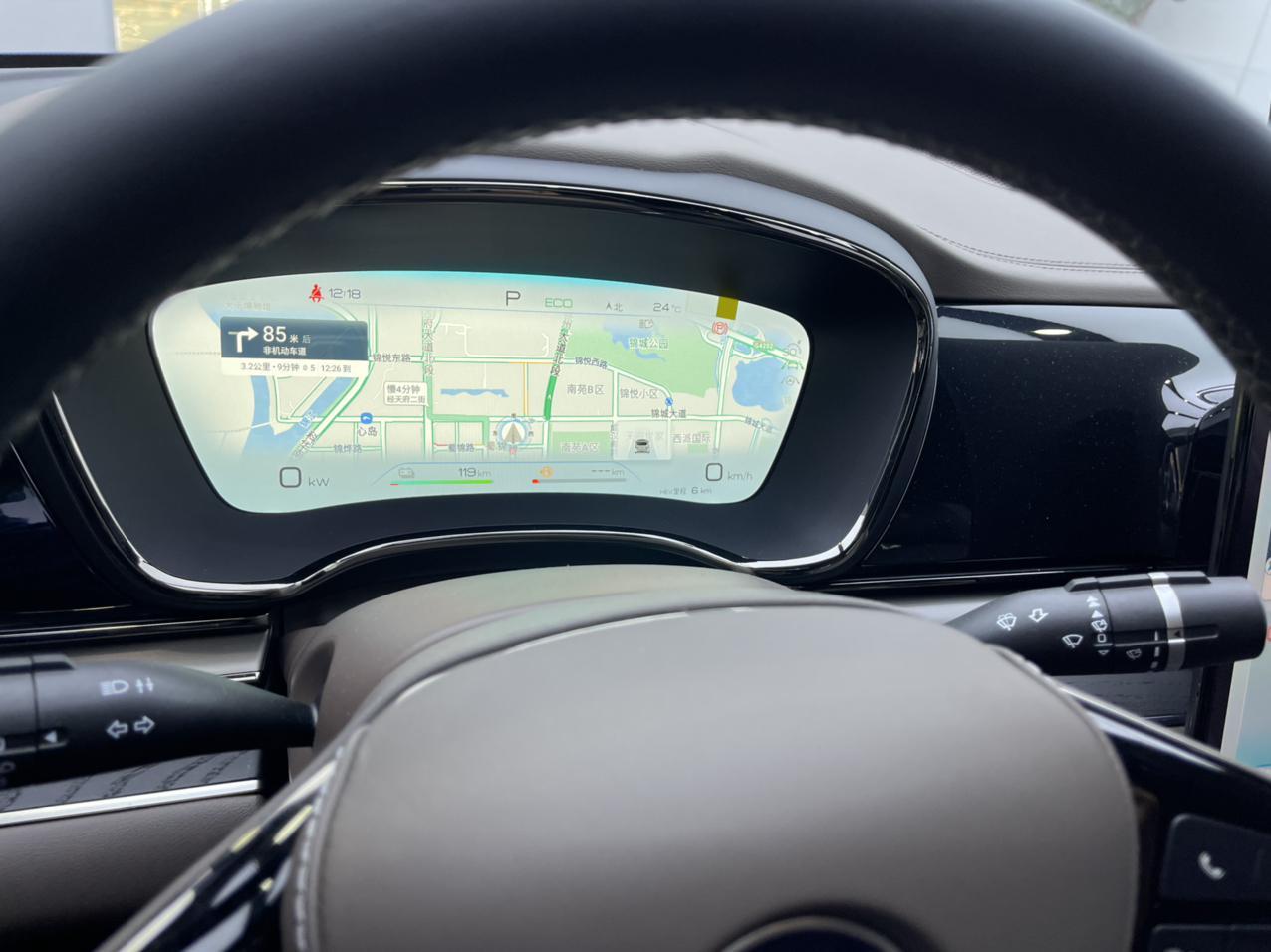比亚迪元PLUS 元plus啥时能用上仪表导航，都是2022年的新车，DiLink4.0，理论上应该可以上的吧