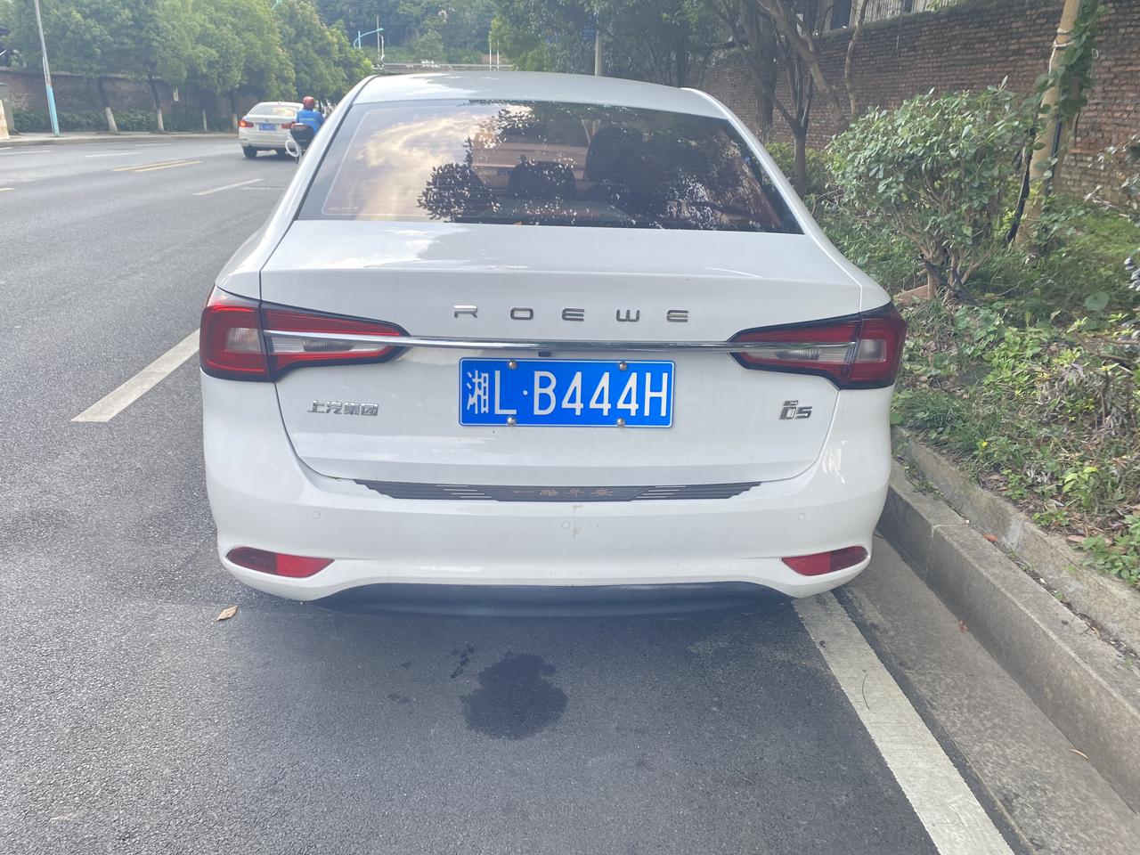 2019款荣威i5没有ESP按键  该怎么关闭ESP