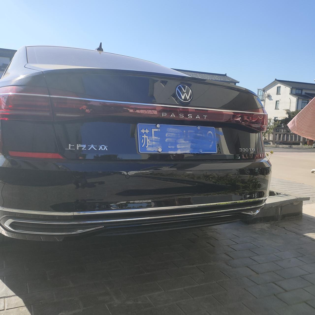 求解:帕萨特精英330起步会听到呼噜呼噜声音，有没有人知道怎么回事？