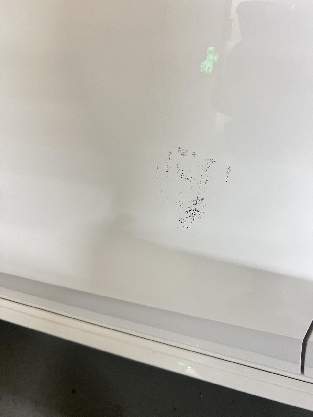 奥迪A4L 这种样子是什么情况啊，要去4s店吗