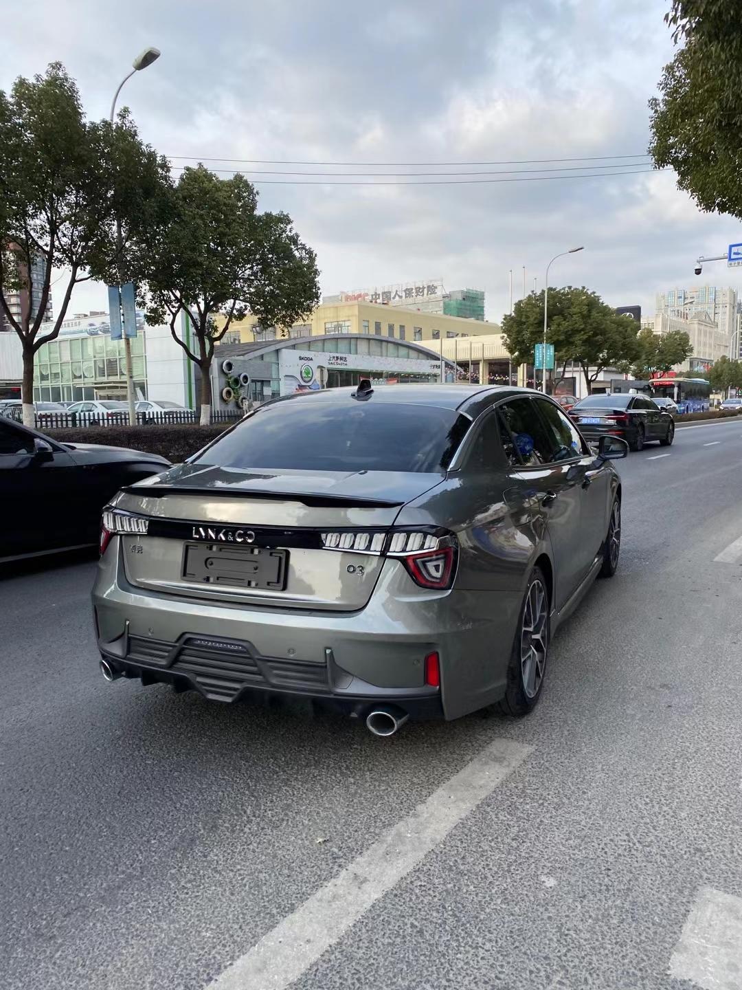 领克03 大家提完车以后给自己的爱车买了点什么东西呢 刚提完车