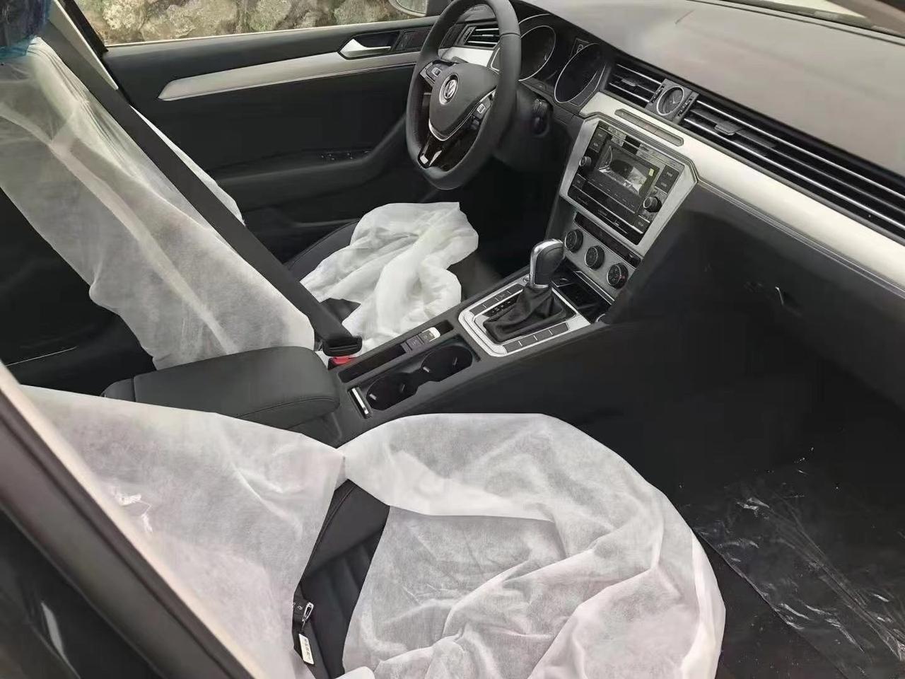 大众迈腾 19款1.4t带天窗的  裸车14  可以入手吗