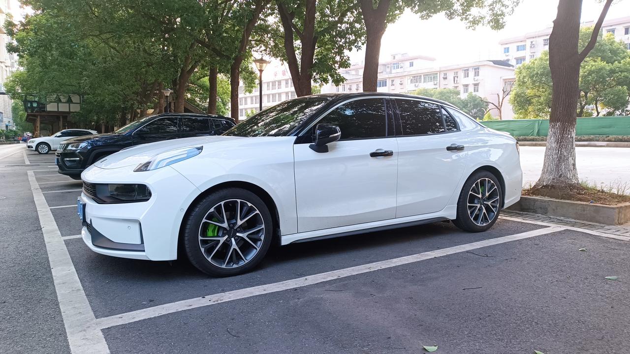 领克03 请问各位车主，我去年提车4S店的太平洋全险5k多，现在快到期了，我该怎么选保险划算一点还选择太平洋吗？