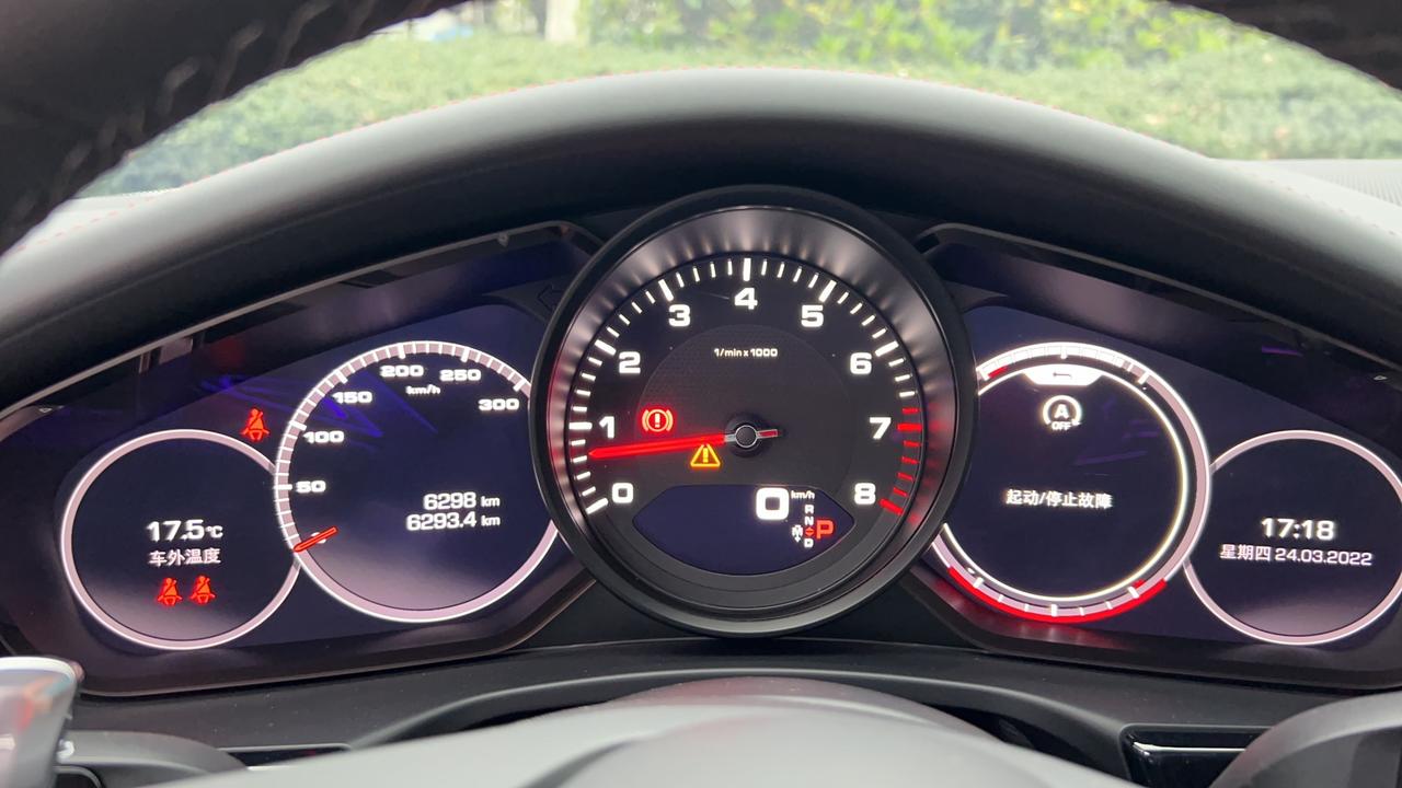 保时捷Panamera 帕美车主有没有遇到启停故障的问题，同时还伴随着发动机转速经常时不时跳高的