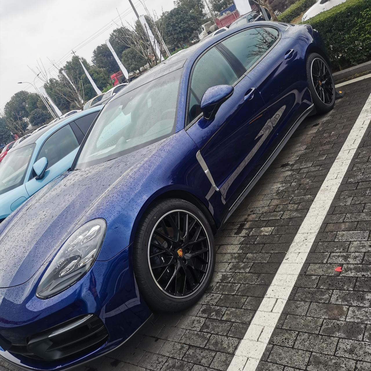 保时捷Panamera 想咨询下懂的朋友  1-帕拉梅拉标轴版4S 需要选那个动态底盘升级系统吗？就是提升稳定性的。2-