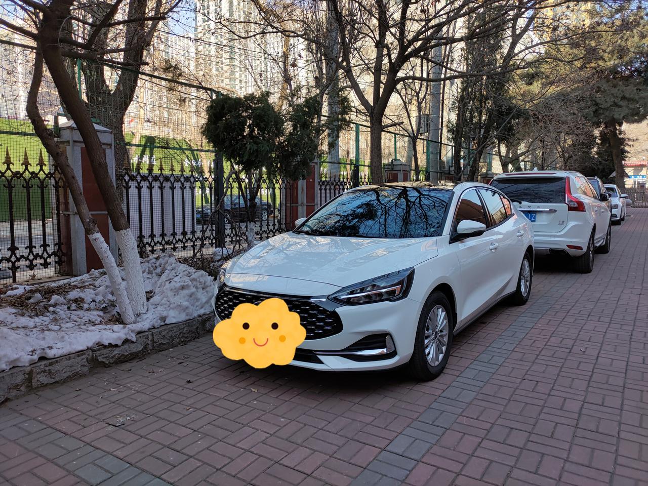 福特福克斯 兄弟们，三厢锋潮想加个前排座椅加热，大约多少钱？有没有必要去4s店首保一起弄了呢？或者如果在外面找个店直接加