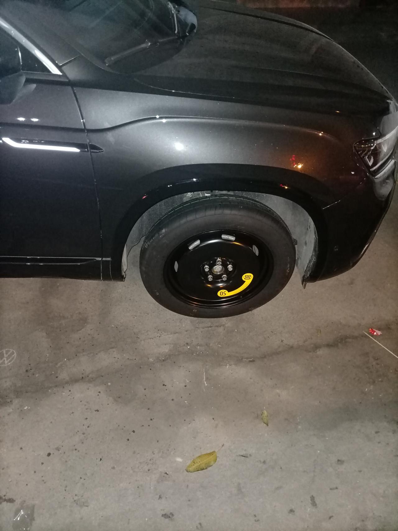 大众探岳X 问问各位车友们，一条轮胎废了多少钱一条，你们有换过吗，品牌是邓禄普，就想知道价钱，以免被人坑