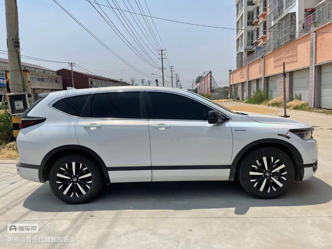 丰田RAV4荣放 各位车友，南方市区出行5公里左右，选择荣放混动，还是皓影混动好。主要考虑短途出行的油耗，机油增多和后期