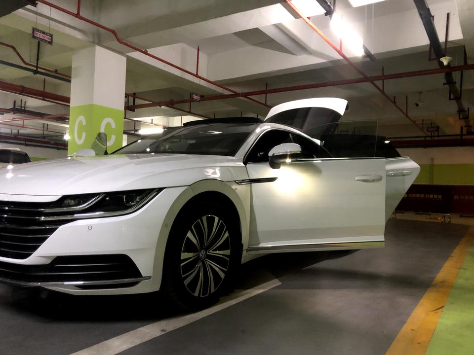 大众CC 大众Cc 2020年1月份提的车  4w公里数   按揭合同还有两年  现在能卖多少钱啊？