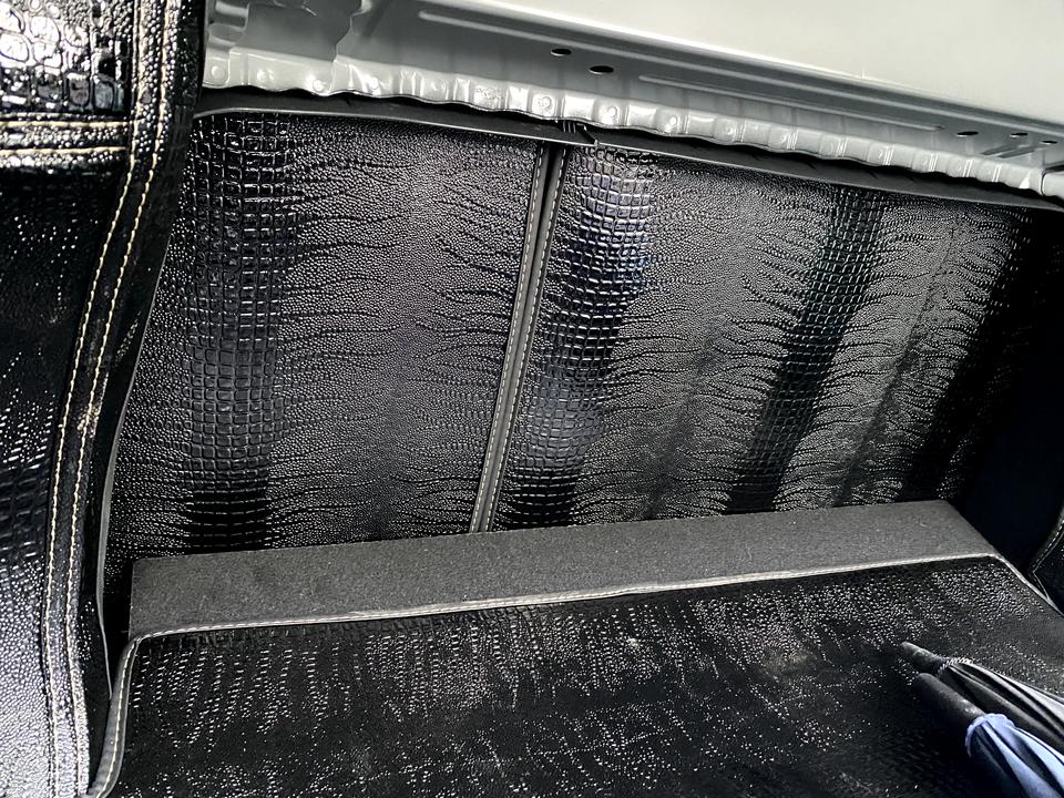 亚洲龙2.5纯油  背箱整理箱求大佬推荐真的要崩溃了，底面有坡度，背面有坡度，双侧面不规则空间-_-真没找到合适的背箱，