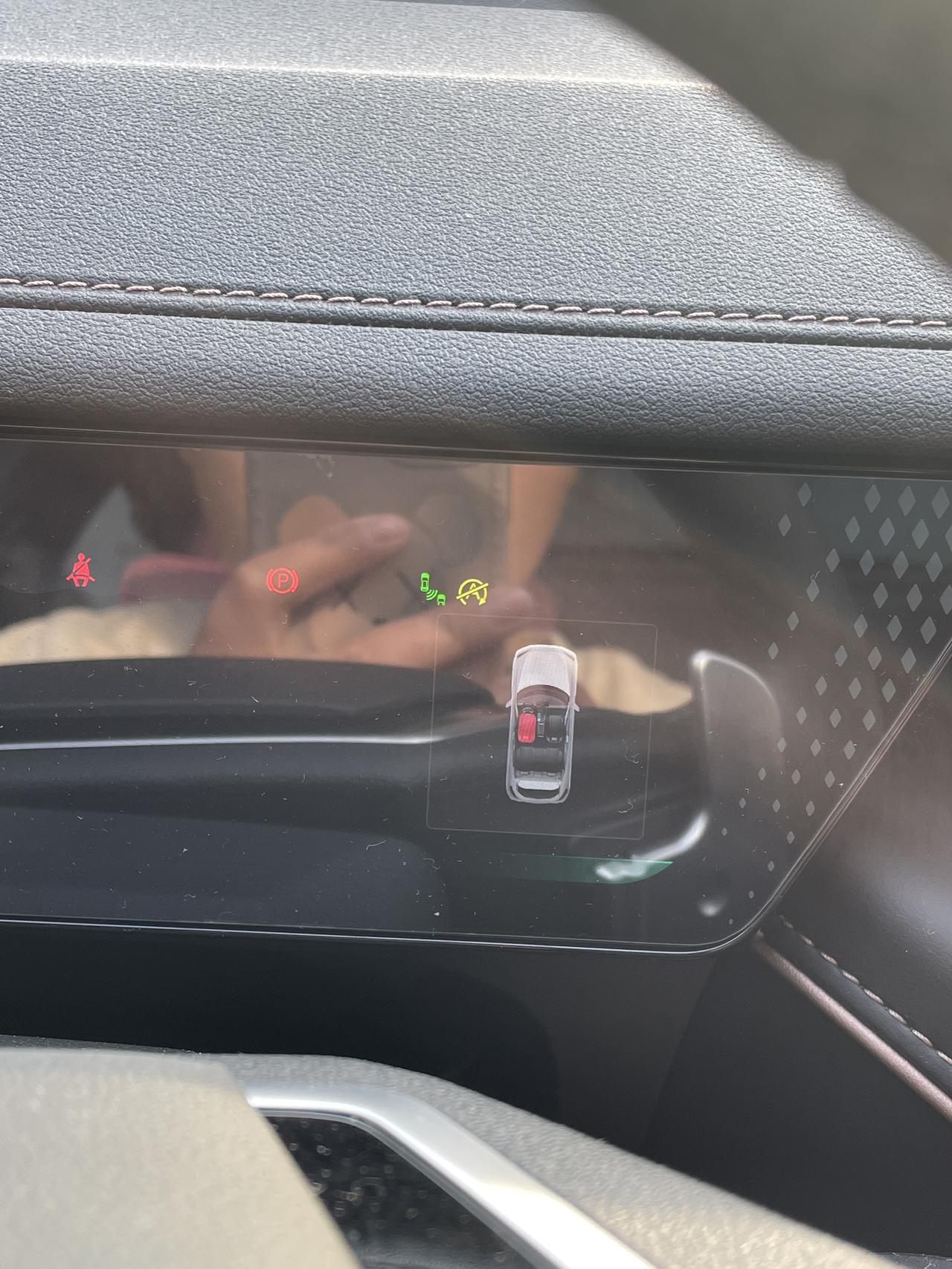 魏牌摩卡 车友大神们，这个黄色那个标志是什么意思