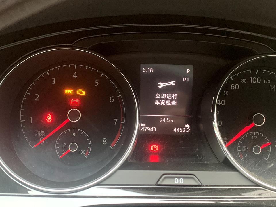 大众凌渡，发动机、EPC、缺电灯都亮了，车滴滴打不着，是电池出问题了还是节气门要洗了？不会发动机坏了吧。