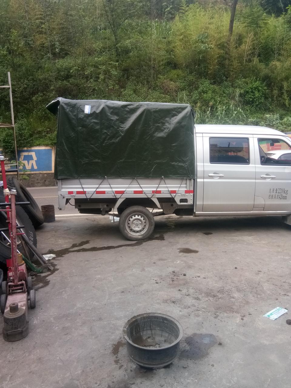 金杯T32货款买的车，车型1.3舒适款，裸车价40000,首付14200，贷3年，月供1289.大家看一下买贵了吗？地址贵州六盘水盘州市