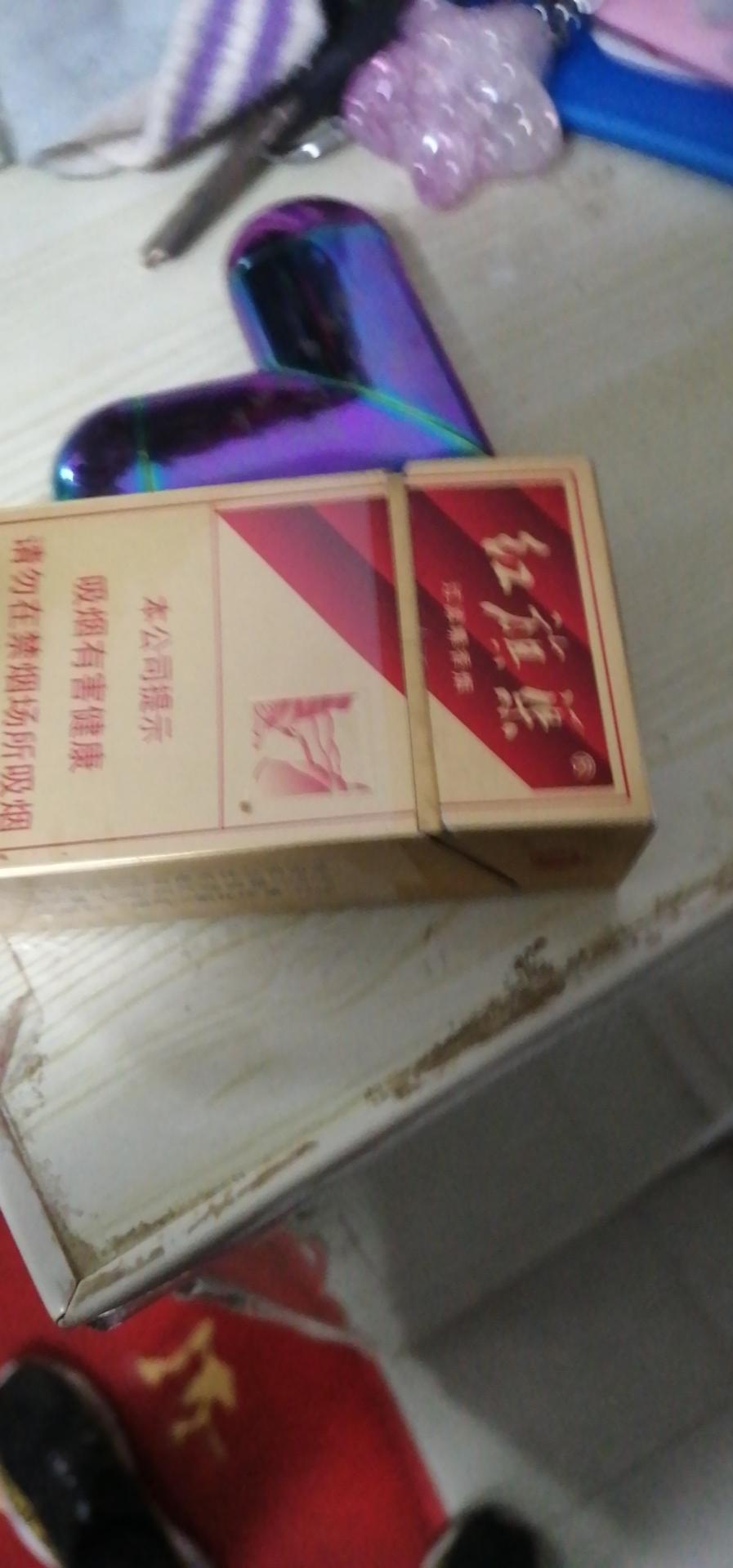 为什么好多乡镇，乡下，十几万，甚至几十万的车随处可见，刚结婚的小年轻，开着思域，哈弗h6，，身在市区的我，看着艾瑞泽五，瞄着低配，还想着分期有没有优惠。。。