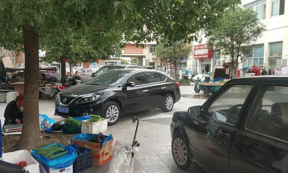 轩逸-大家看看这是什么车 现在能值多少钱