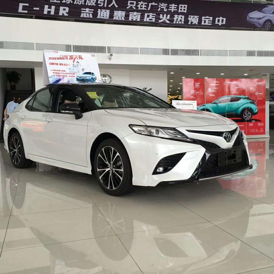本人在惠州，想6月份去买2019款国六凯美瑞2.5锋尚版，多少钱落地，全款买好还是，4S提供的两年免利息的好，免利息是有什么套路吗