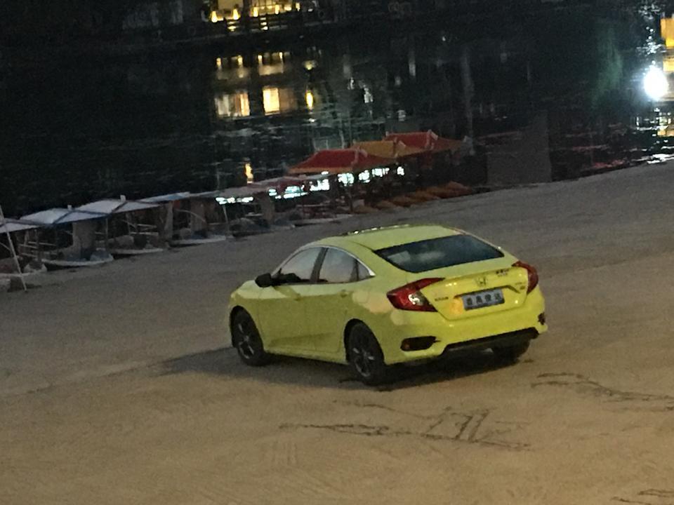 思域-质保期，我们去4s店保养的时候要现场看吗？可以去现场看吗？不看他们会不会给你偷工减料，新手，不懂，求助……
