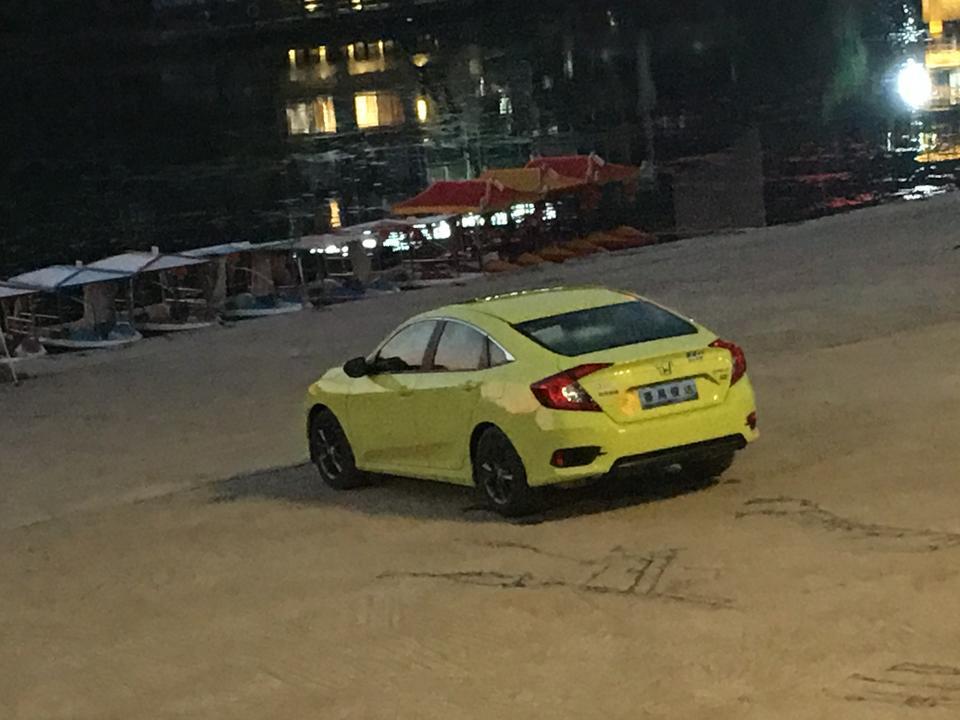 思域-质保期，我们去4s店保养的时候要现场看吗？可以去现场看吗？不看他们会不会给你偷工减料，新手，不懂，求助……