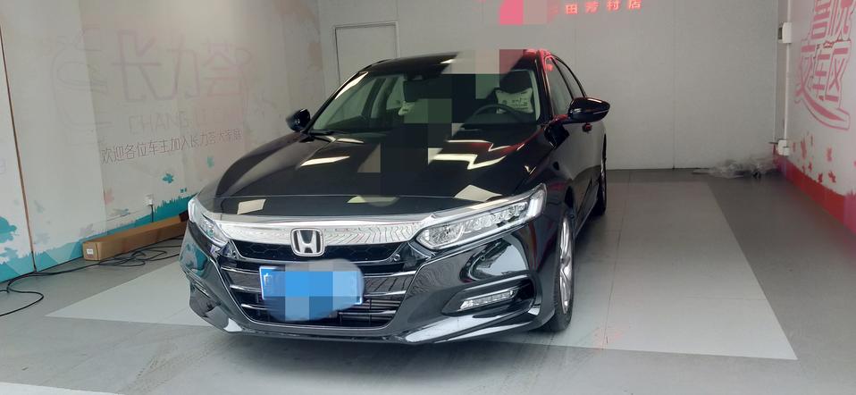 第十代雅阁 跑不到3千公里，综合油耗5.5个油，算省油吗？