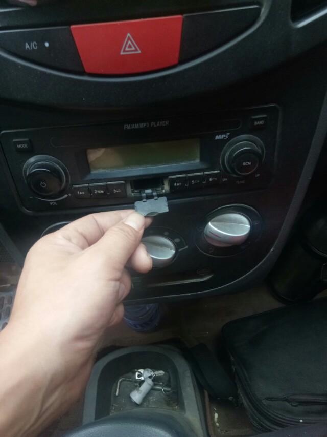 北汽威旺306的MP3是怎么用的？用什么样的？
