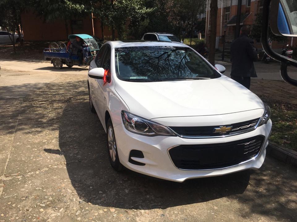 科沃兹中配的中控可以刷苹果的carplay系统吗，百度carlife太卡了