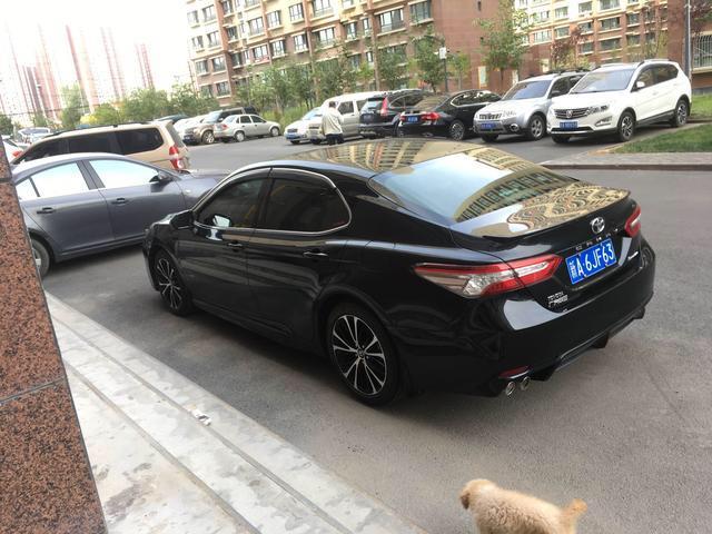 凯美瑞-大家看看这是什么车四个排气管
