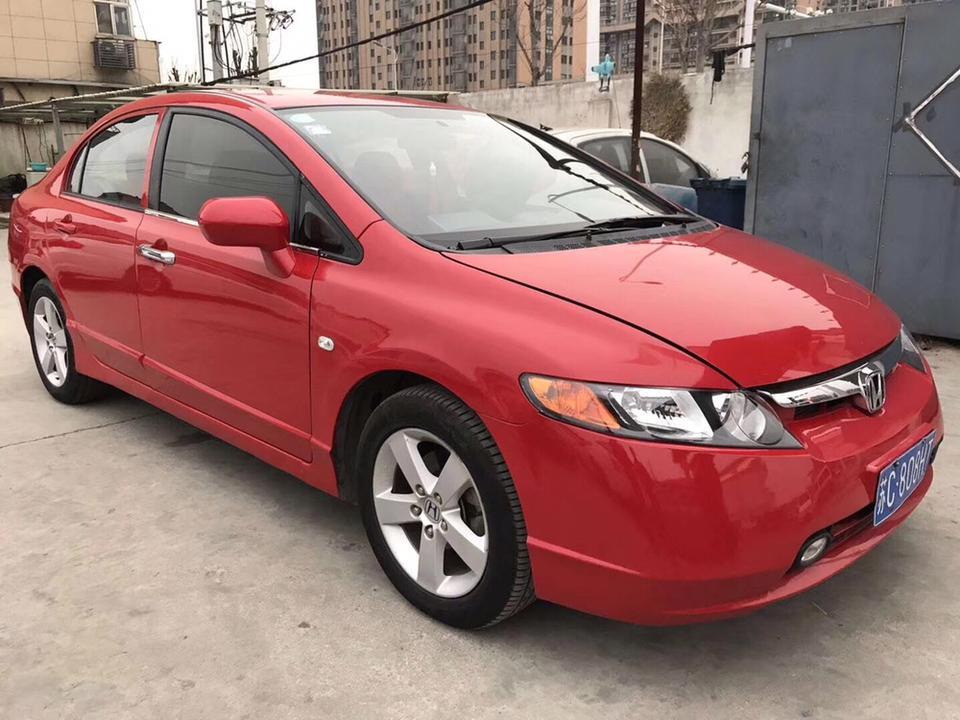 思域-09年10月分的车，跑了10万公里。四万可以入手呢，自动挡没有窗。