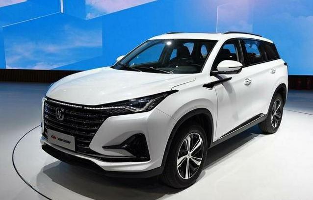 长安cs75 plus-CS75plus上市的时候不是宣传有两种外观吗？为什么现在都是运动版的外观？