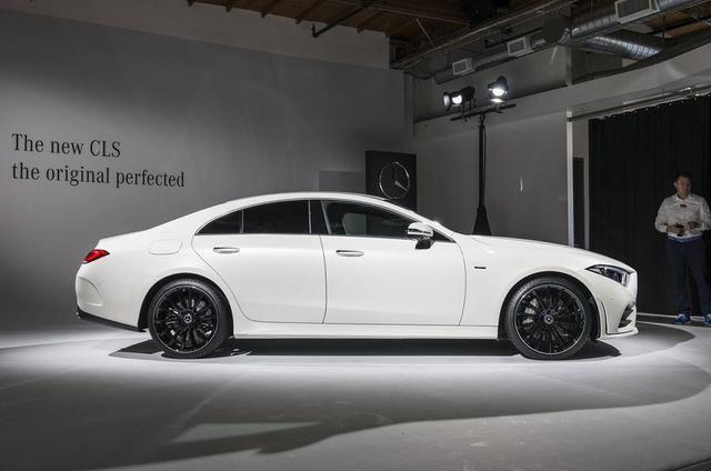 奔驰cls级amg-大家看看这是什么车
cls 和 cls AMG  外观有什么区别？
