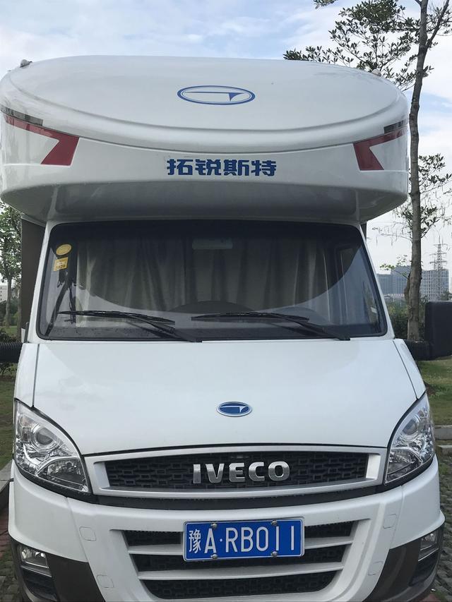 依维柯褒迪-大家看看这是什么车 
 2018年05月10日07:54:34