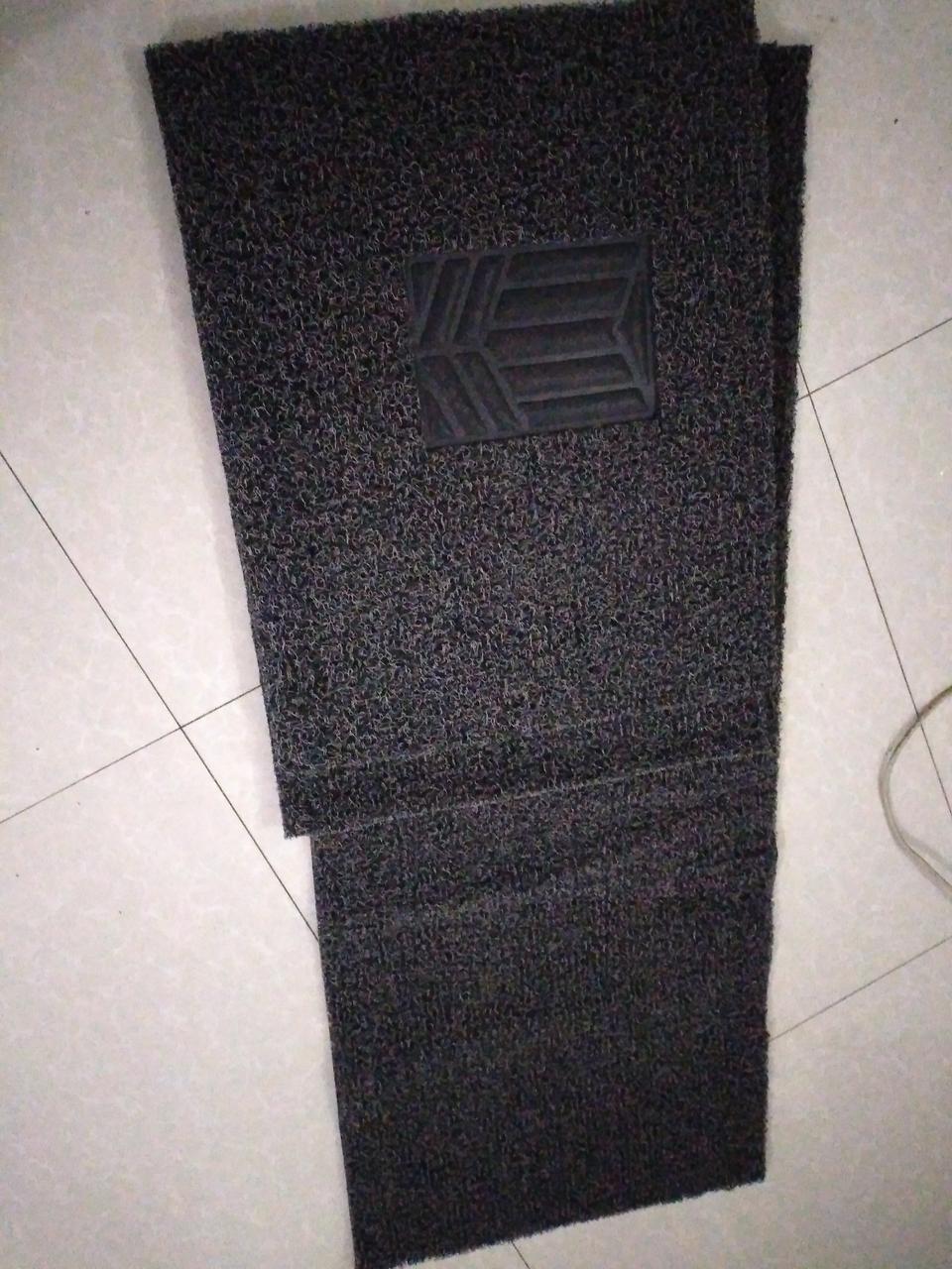 哈弗h6-哪位大神有h6脚垫的尺寸？就买新车了送的一块需要自己剪的我想自己剪！