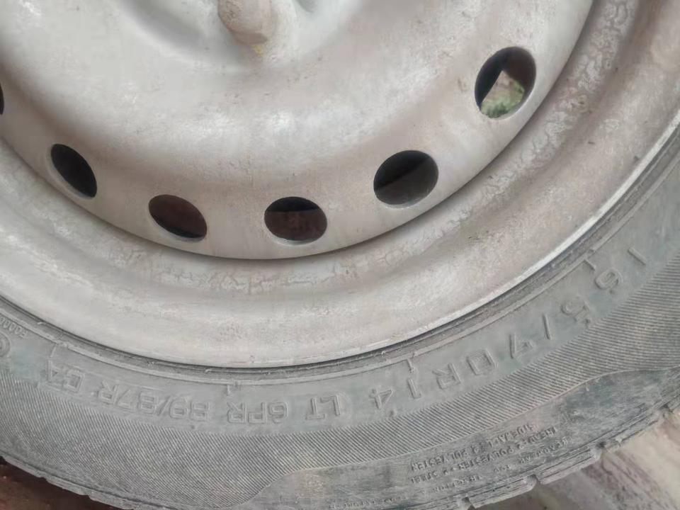 长安新豹MiNi的轮胎怎么选？用普通轮胎吗？