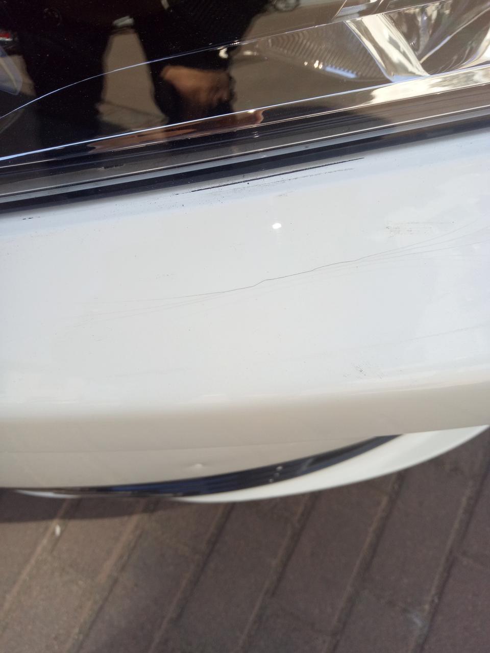 卡罗拉-我的小卡撞了个小坑还有点曲线裂痕问一下这个怎么弄好！