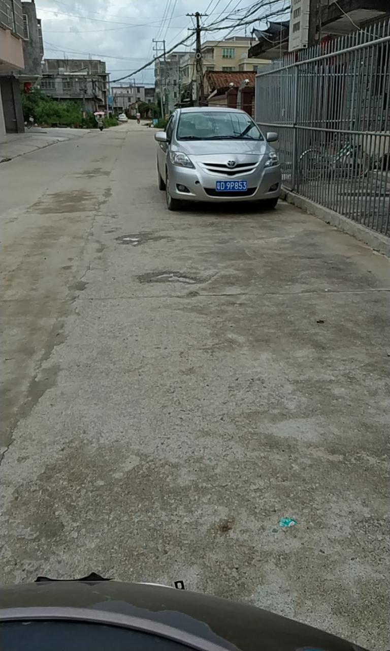 卡罗拉-请问这是什么车