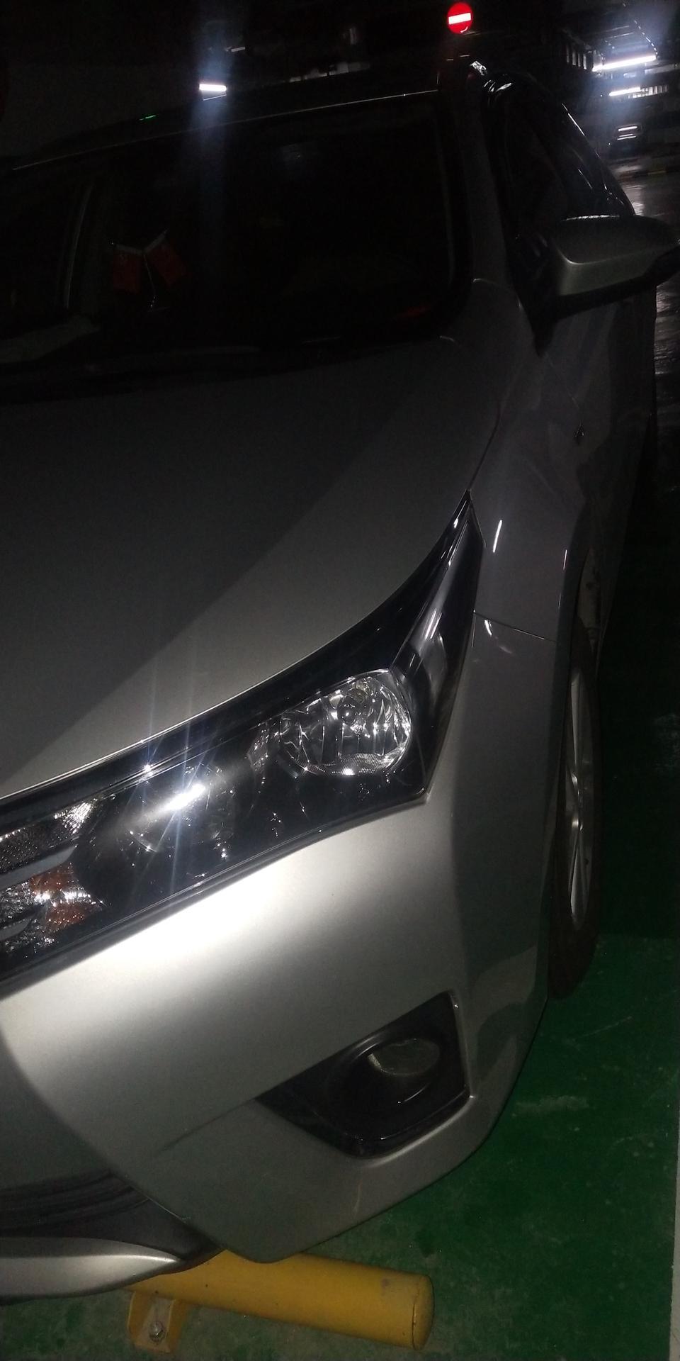 2018或2017款卡罗拉智享自动档低调车，有自动升窗装置吗？