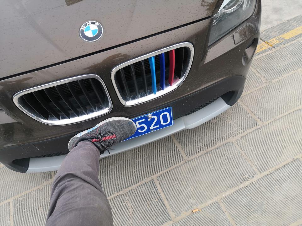 宝马x1(进口)-有时候早上起来，车打不着，有电，对着打好半天才起来，油泵工作，发动机转，都清洗了花火撒也换了！各种检测也没有报错提示！只要早上打着一次，后边随便开关都没事！后来没办法，打不着了，拔掉油泵电源线，打一下留着了，然后自己熄灭，插上油泵线，一切恢复正常一下就好了！求解