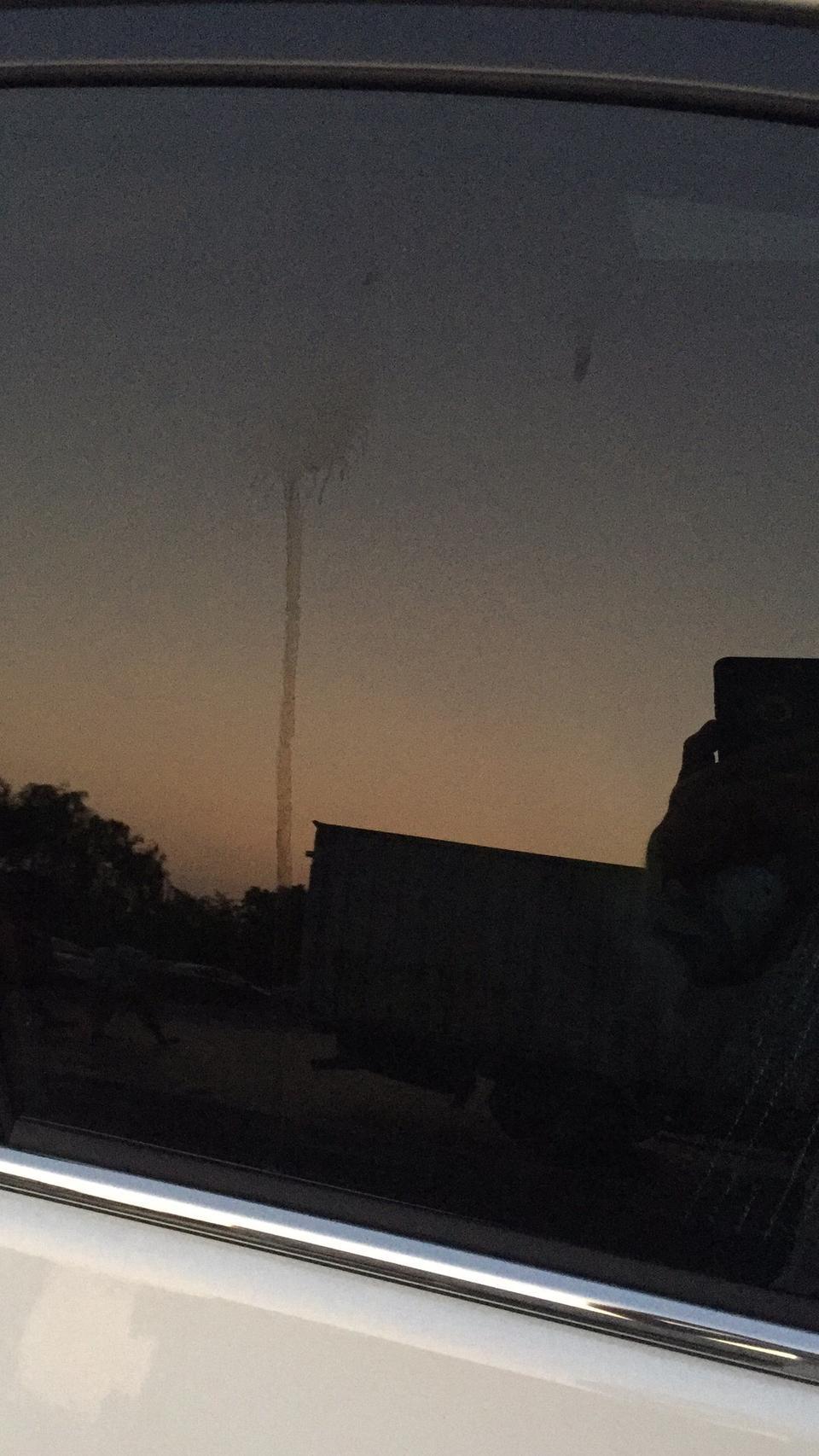卡罗拉-车友们这个怎么解决啊网上买的去污蜡和去油膜的都试过了不顶用啊！