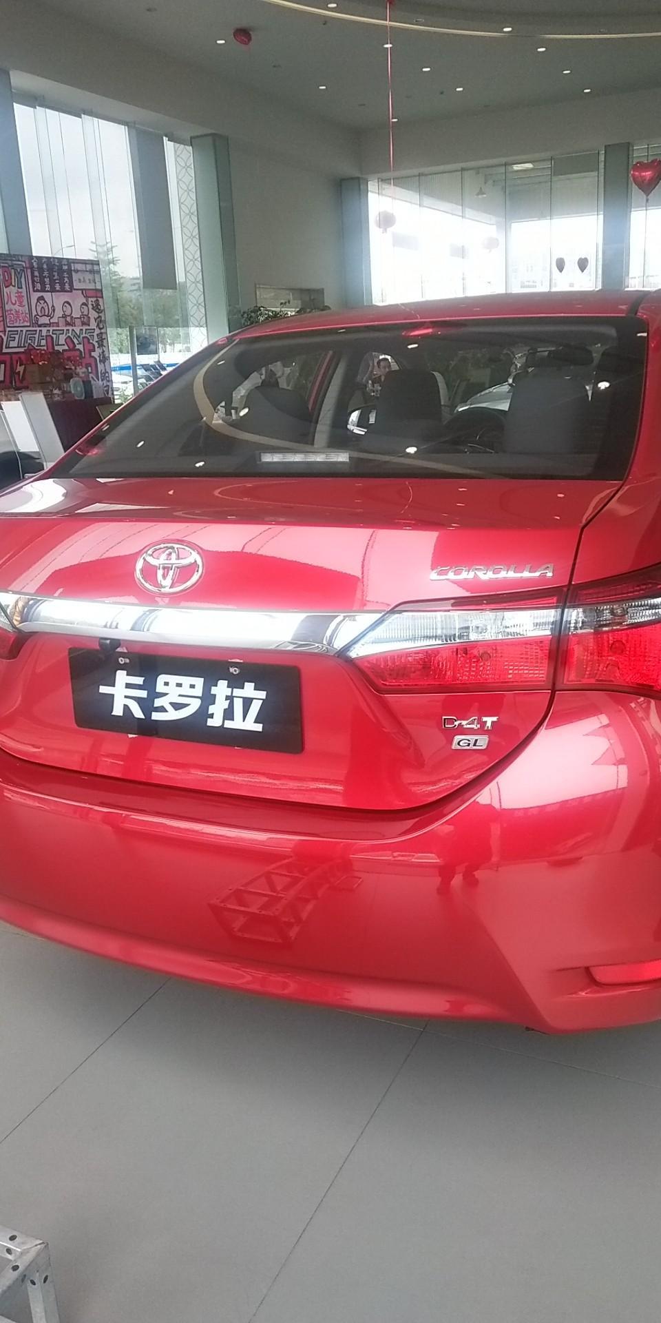 2018或2017款卡罗拉智享自动档低调车，有自动升窗装置吗？