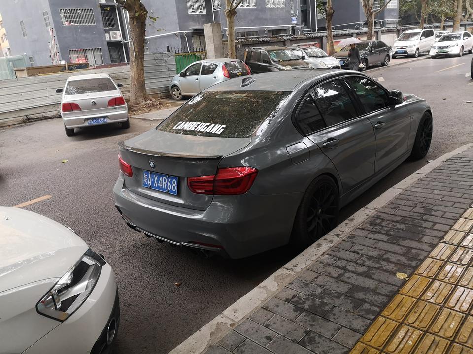 宝马3系-你好，请问这款什么车型