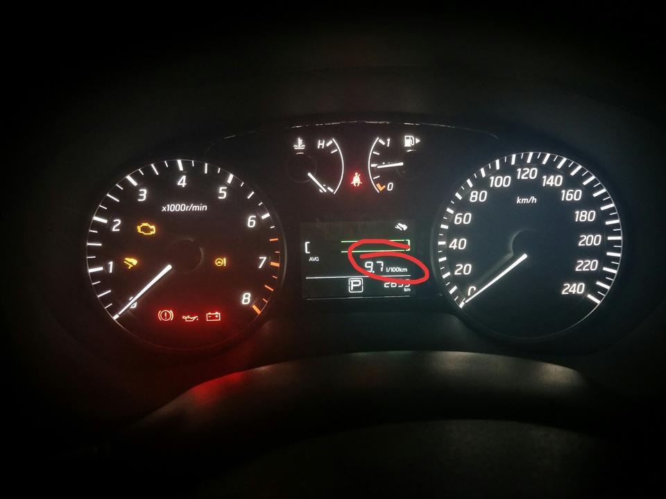 18新轩逸CVT尊享提车5个月，油耗定格到了8.3，今天怎么突然到了19个多了？4s店让我把仪表复位，可跑起来还是9到10个多，回不到原来的百公里8.3的油耗了！怎么办？我有个习惯，现在天冷原地热车好几分钟，是积碳了吗？怎么解决？这不成了喝油的祖宗了吗？