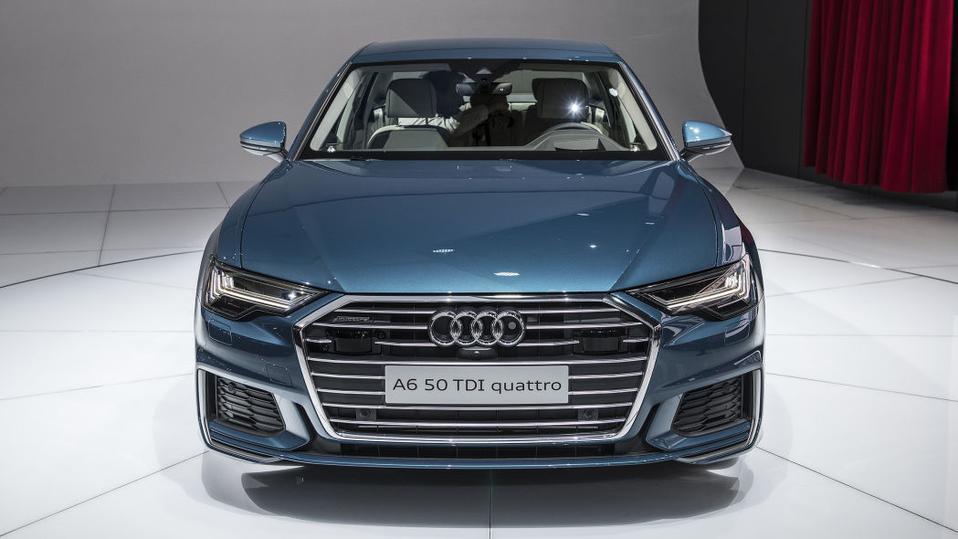 奥迪a6l-新款A6选2.0还是3.0？纠结！