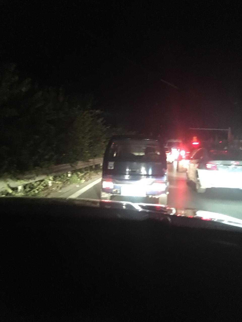 卡罗拉-这个灯光晚上开亮不亮？
