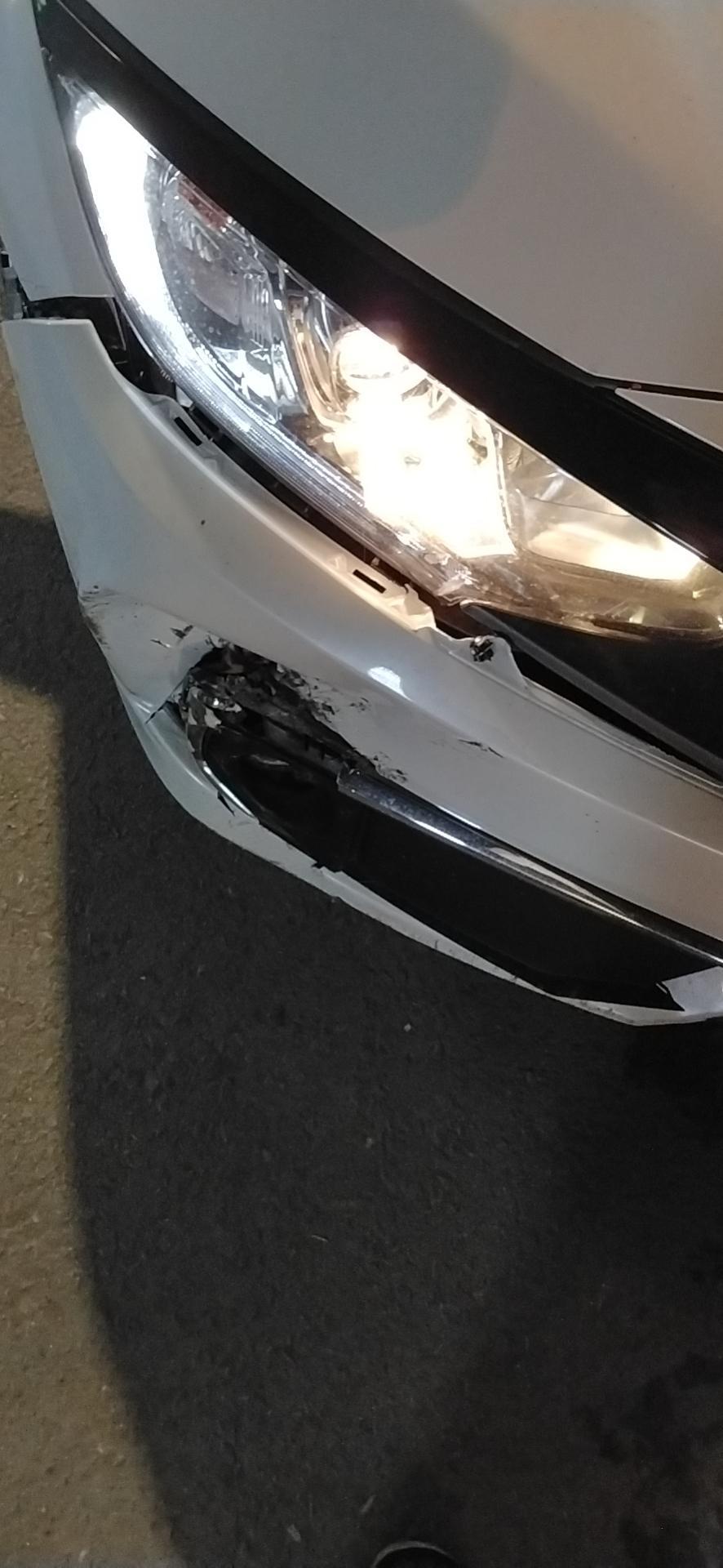 思域-前保险杠掉了 换一个多少钱要多久时间……