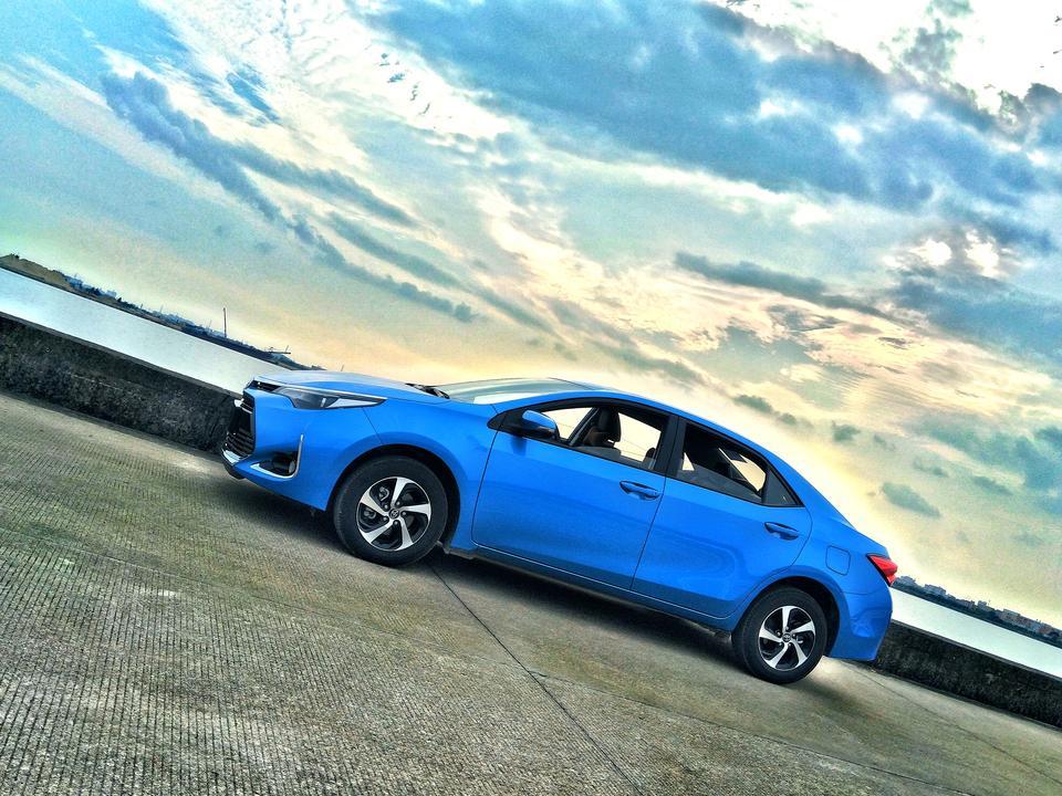 丰田雷凌1.2T和日产轩逸1.6L，哪一台更省油？，他们60 80 120公里，转数分别是多少？谢谢车友们