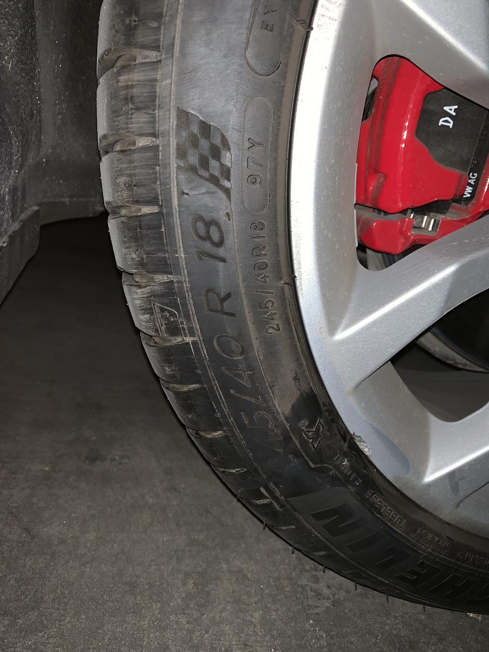 奥迪a4l-A4L个运刚提车3个月把后轮轮胎刮了，在哪换轮胎比较靠谱啊，4S店好贵
