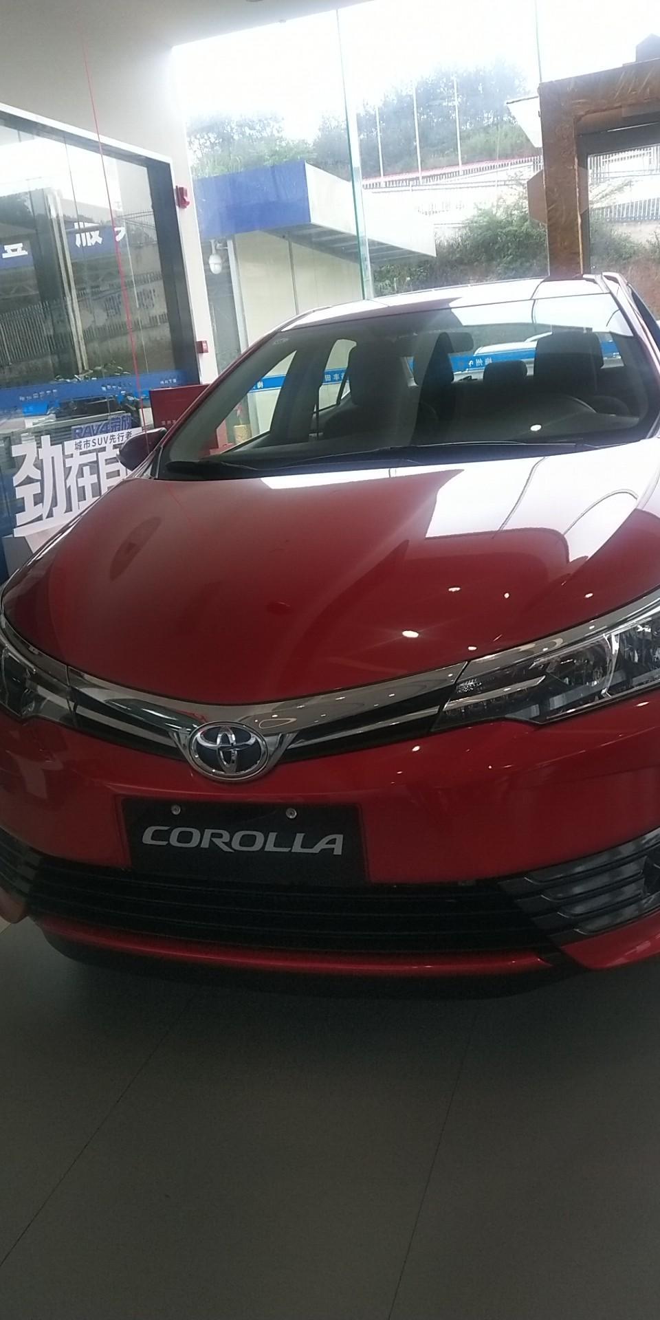 2018或2017款卡罗拉智享自动档低调车，有自动升窗装置吗？