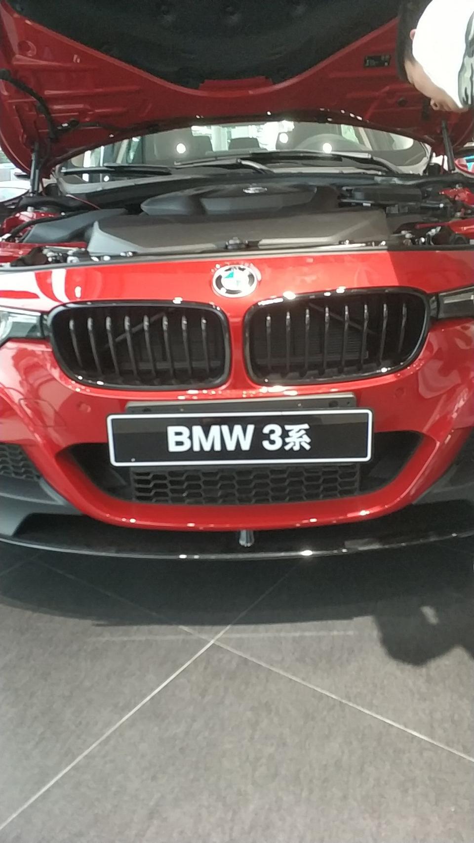 宝马3系-由于想要红色的原因购买了展车，目前尚未提车，想问提车时有什么需要注意的